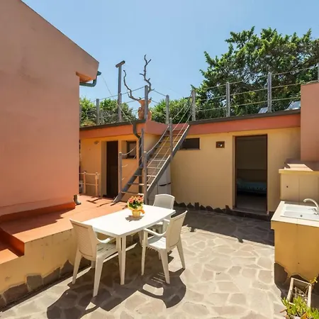 Apartament Comfortable Near Beaches