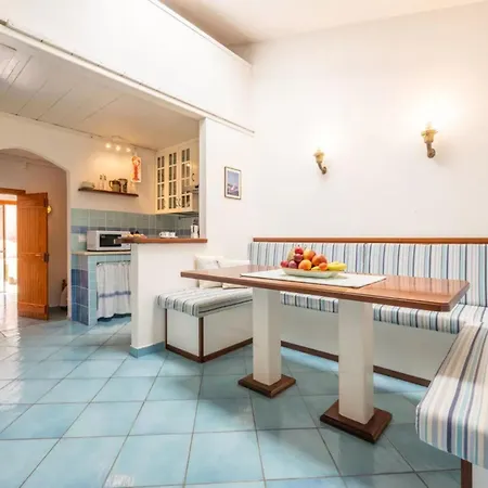 Comfortable Near Beaches *