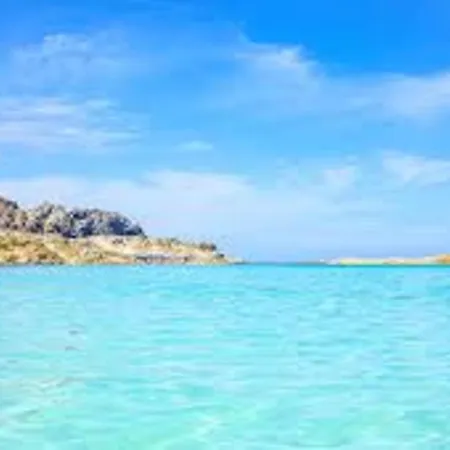Comfortable Near Beaches 스틴티노
